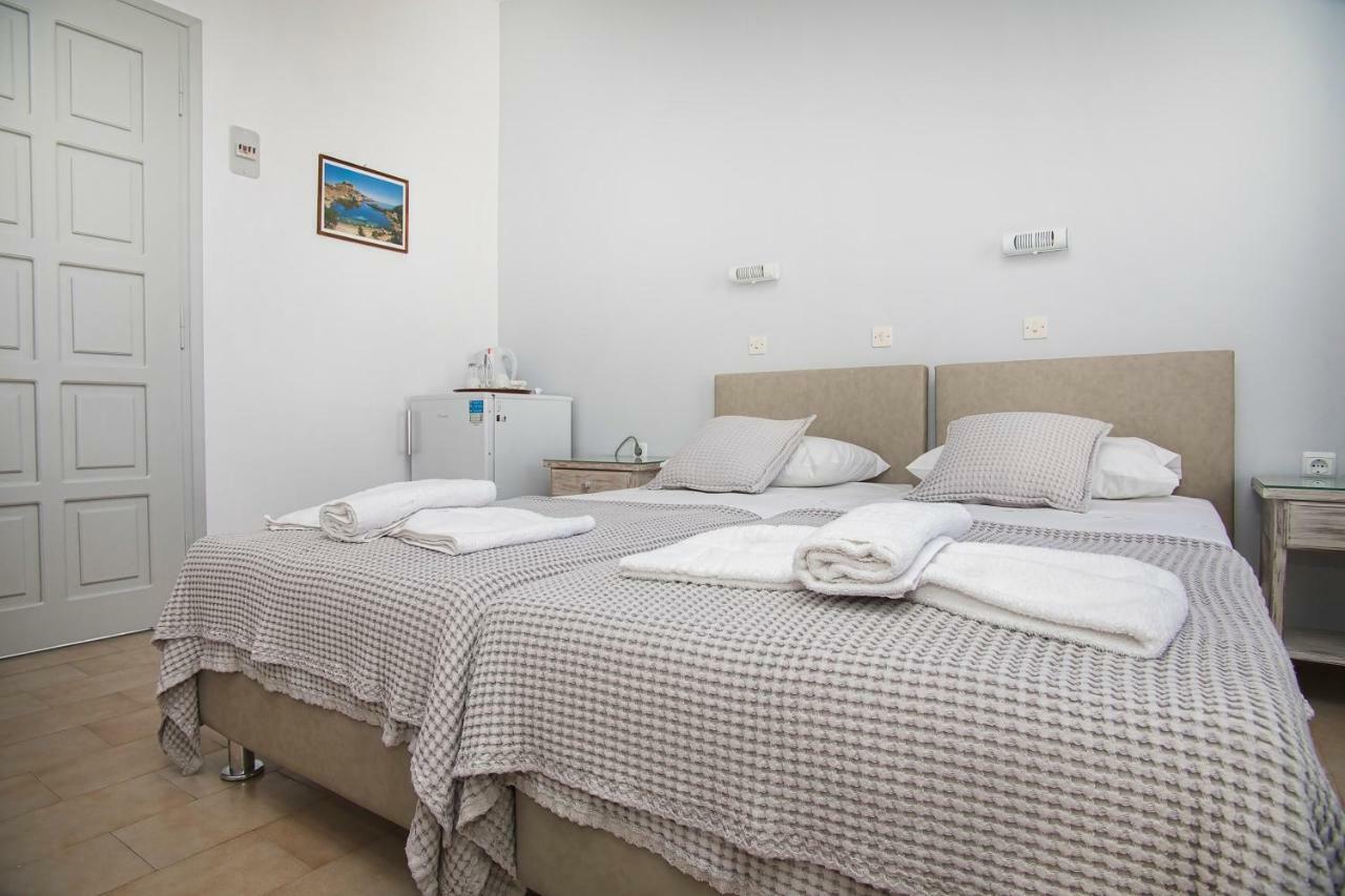 Lalos Rooms Páros 外观 照片